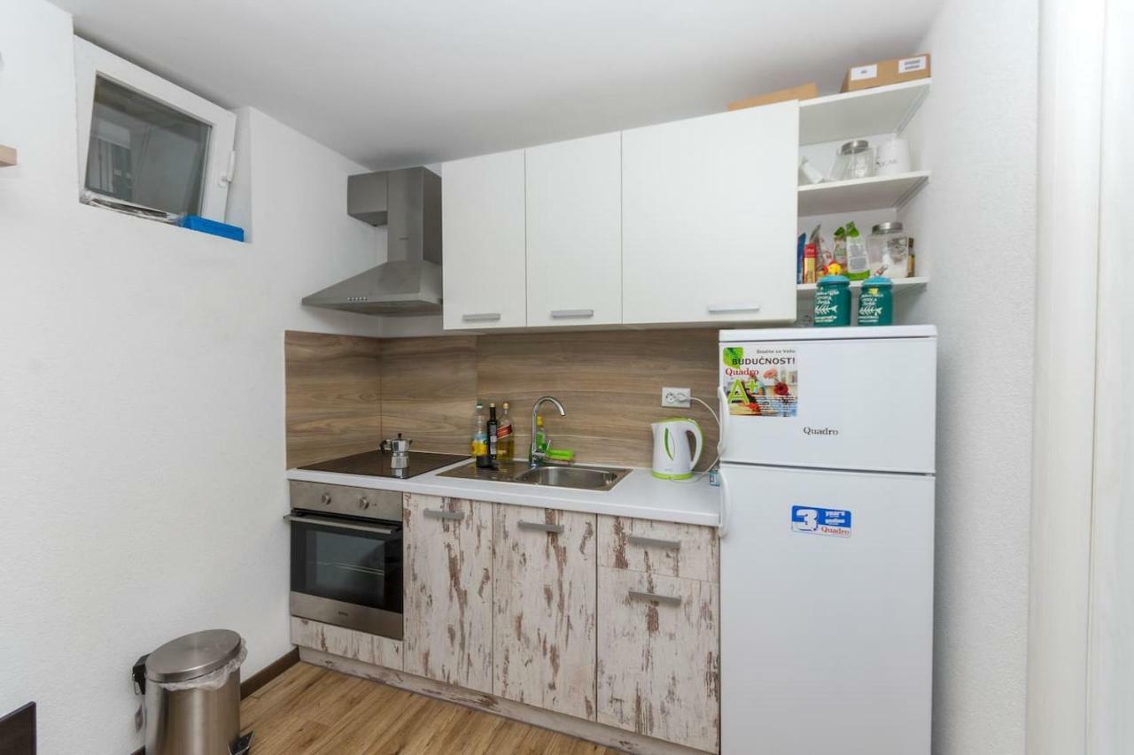Dalmatinska Kuca Blanka Vila Kaštela Exterior foto